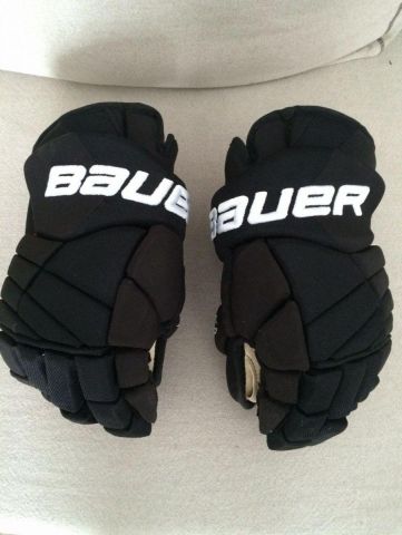 For Sale: Bauer x60 gloves 14"