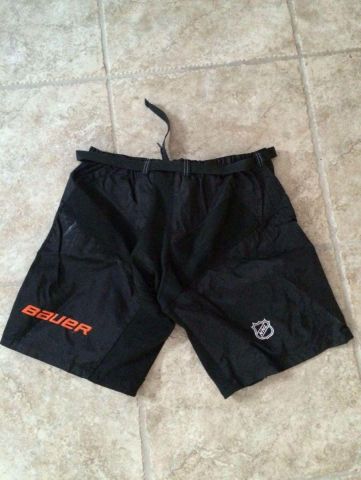 For Sale: Bauer Flyers large shell