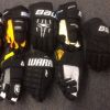 bruins gloves