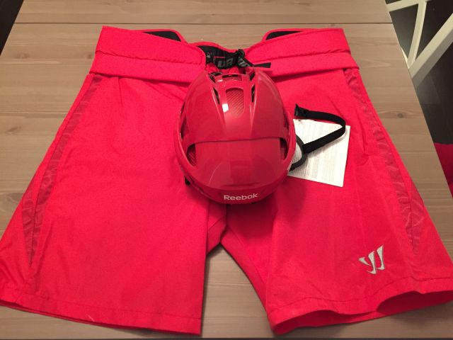 Red Shell and Helmet