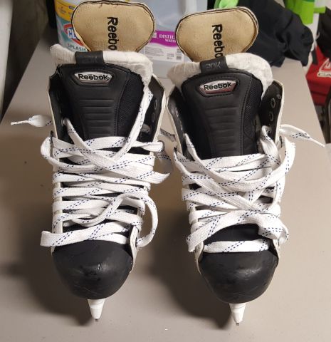 SOLD - SOLD - Reebok 20K White Skates - Gallery - Pro Stock Hockey